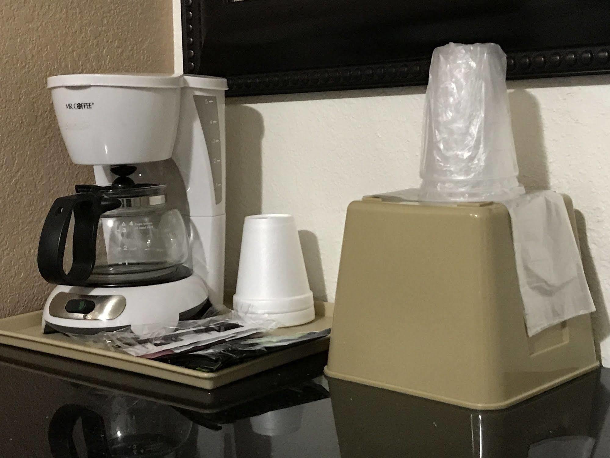 Townhouse Motel Weed Extérieur photo