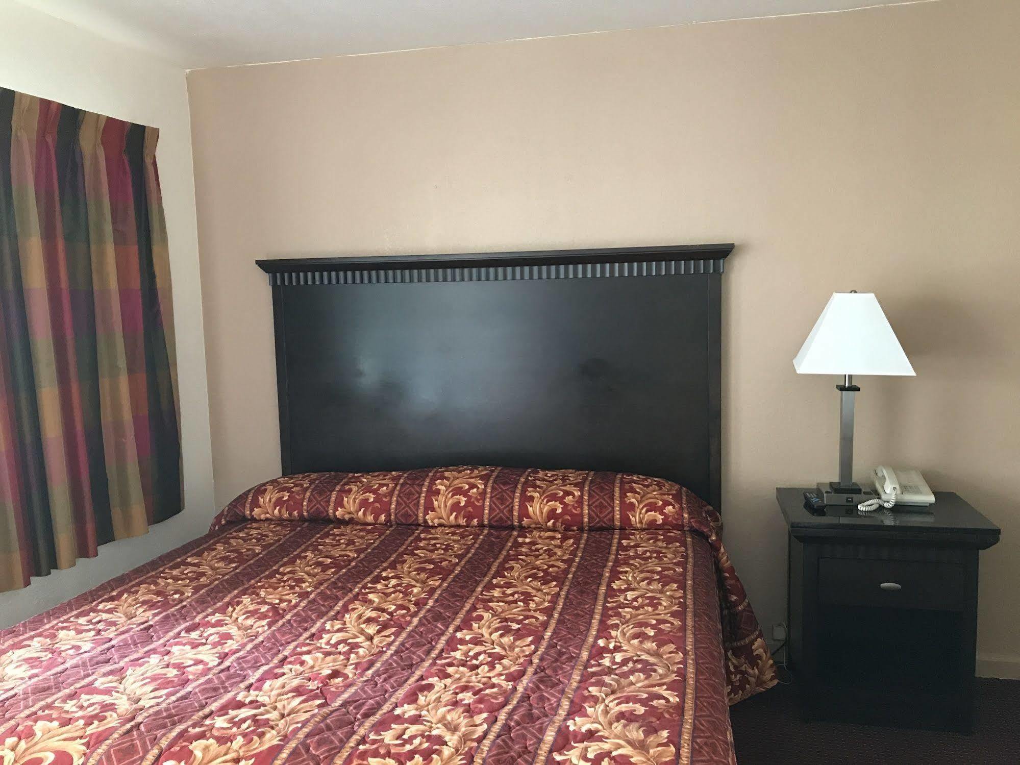 Townhouse Motel Weed Extérieur photo