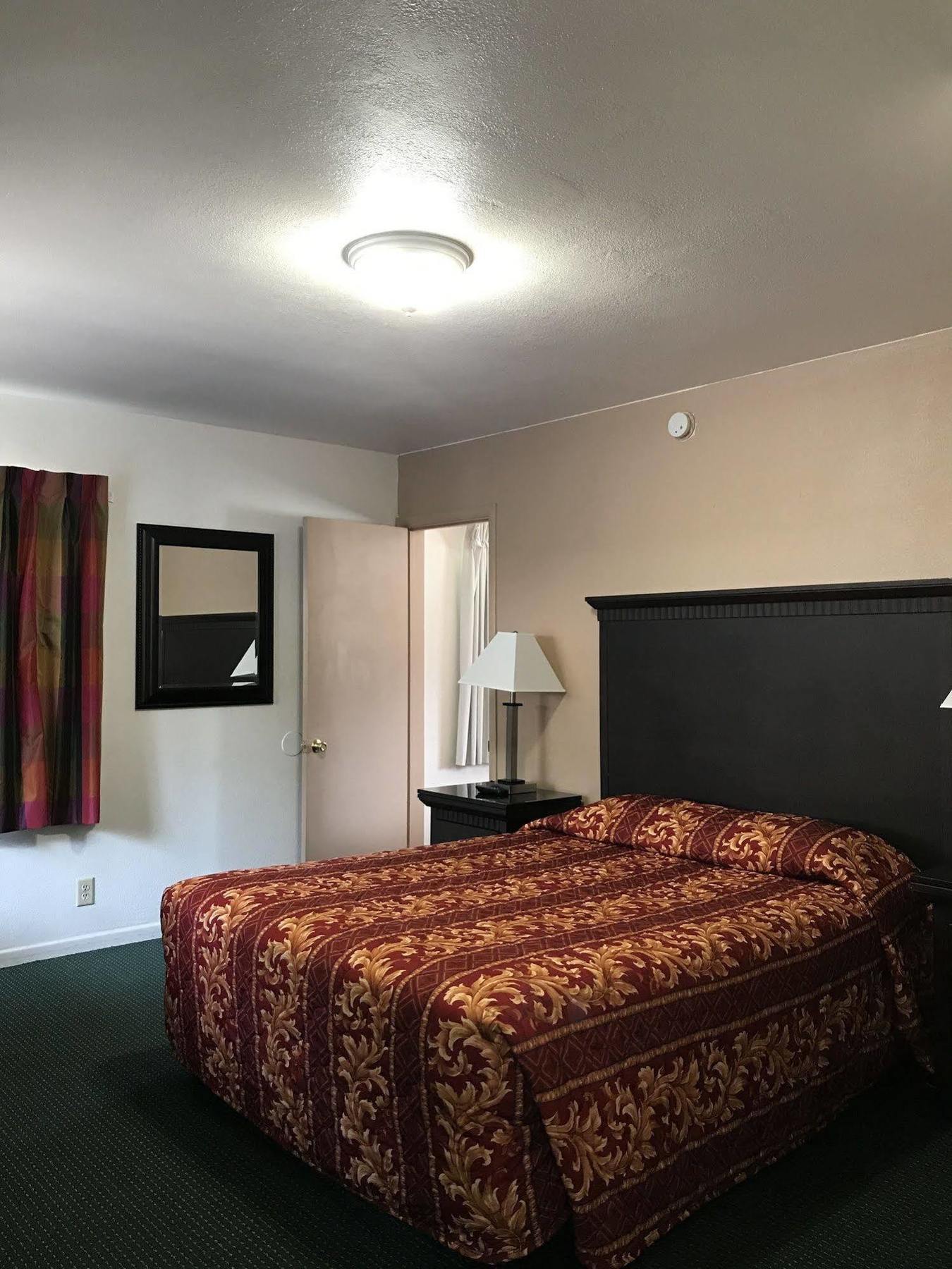 Townhouse Motel Weed Extérieur photo